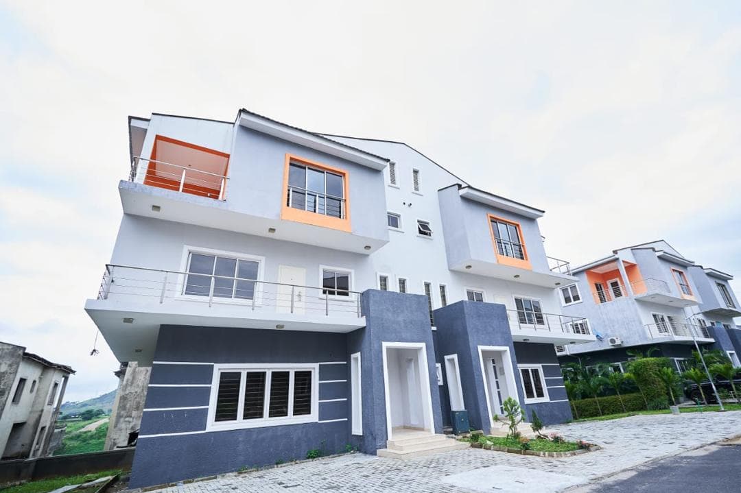 Luxury 4 Bed Semi-Detached Duplex - Maitama Hills